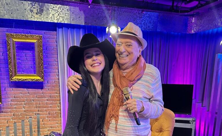 Lorena Rodrigues emociona no programa de Raul Gil com homenagem ao avô e conquista destaque no quadro Jovens Talentos