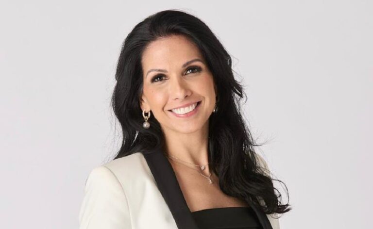 “Perimenopausa: a fase hormonal que muitas mulheres não entendem”, explica a endocrinologista Dra. Carolina Mantelli