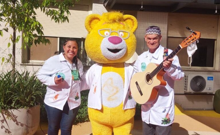 Projeto leva cultura e diversão para crianças em tratamento hospitalar