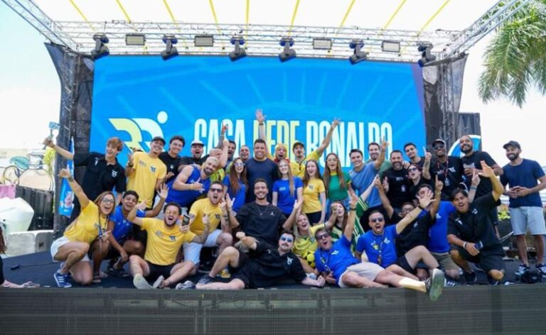 Casa Ronaldo em Miami atrai milhares de pessoas em dias de jogos