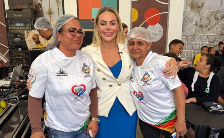 Regina Nunes visita projetos sociais e ouve demandas de moradores em São Miguel Paulista