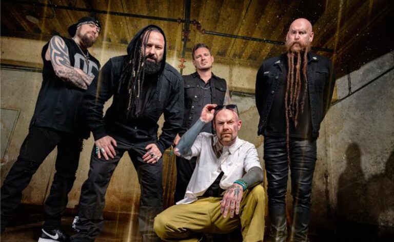 Five Finger Death Punch lança ‘Legacy’, o álbum que marca seus 20 anos de carreira