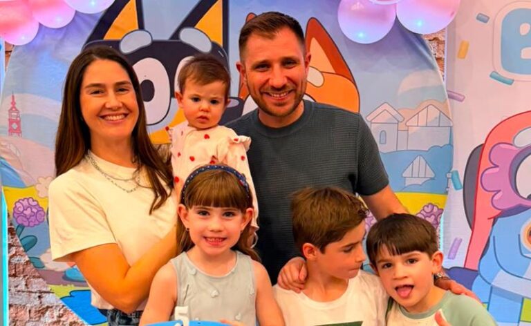 Fabrício Ramos e Paola Guaraná celebram os 5 anos da filha em festa com familiares e amigos