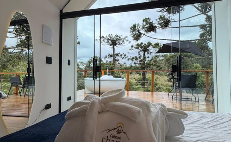 Cabana em Campos do Jordão vira cenário para pedidos de namoro e casamento