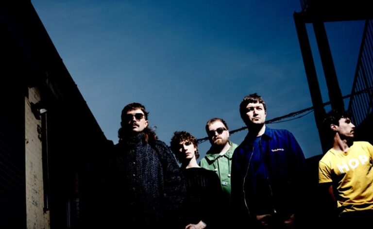 Gurriers lança o novo single e videoclipe “Nothing Happens Twice”