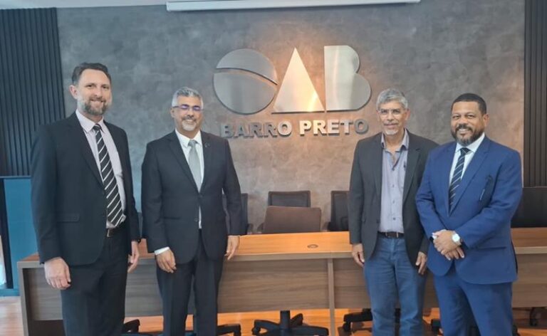 Advogados: Vinícius Nonato, Rodolfo Gomes, Cândido Antônio e Samuel Moura (na OAB Barro Preto)