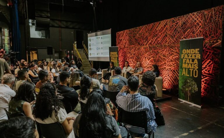 FIINSA convida o público a sentar nas mesas de debate e traçar um retrato da nova economia da Amazônia
