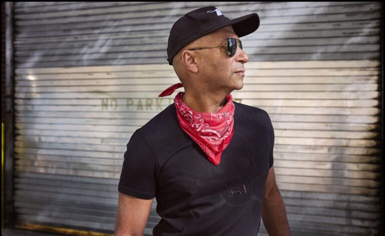 Tom Morello lança novo álbum solo ‘Everyone Gets Everything They Want’