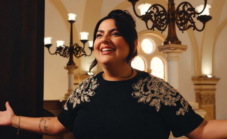 Marcelle Rocha volta a cantar e lança música inspirada em sua recuperação