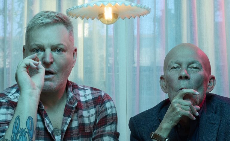Erasure lança o single “Wings Of Love” e anuncia o novo álbum ‘Radio!! Radio!!’