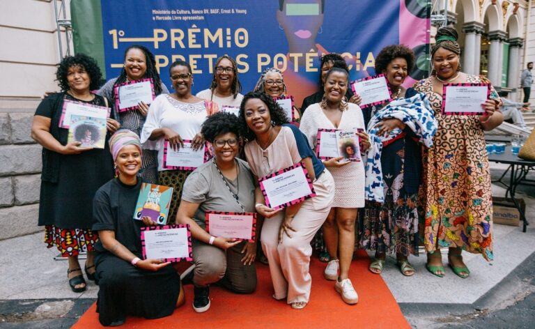Prêmio Pretas Potências abre inscrições gratuitas para artistas e coletivos negros de todo o país