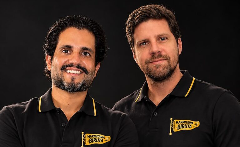 Ignacio Loyola Neto e Filipe Werneck, criadores do Clube Pop e do El Gordão, lançam Marmitaria Biruta com 11 operações em São Paulo