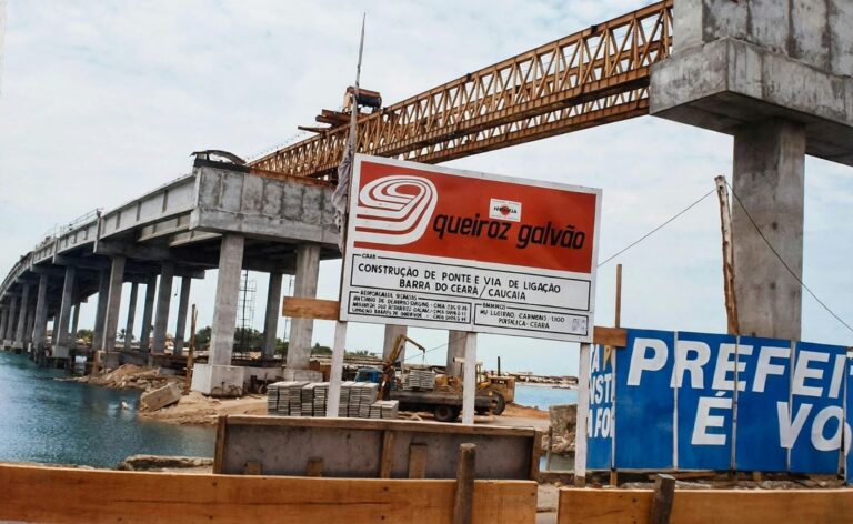 O Peso do Progresso: Os 29 Anos da Ponte da Barra do Ceará e a Memória dos Barqueiros