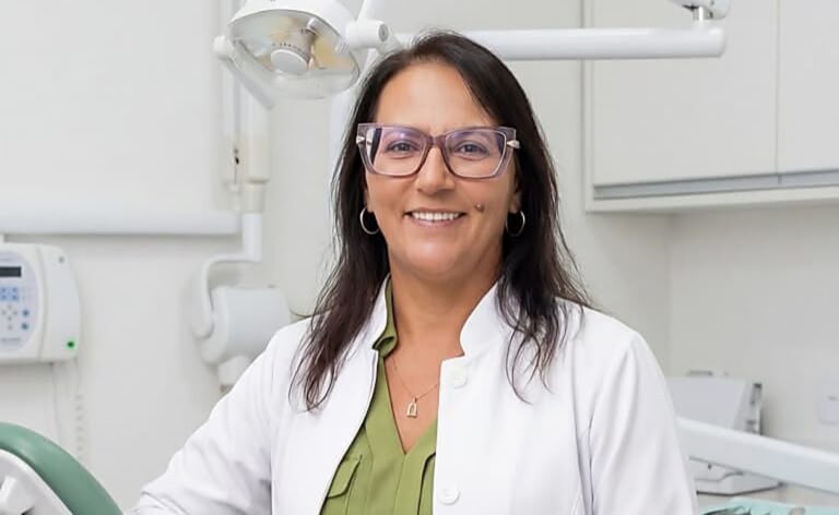 Dentista lança em Cuiabá livro sobre as conexões entre dentes, corpo e sistema nervoso