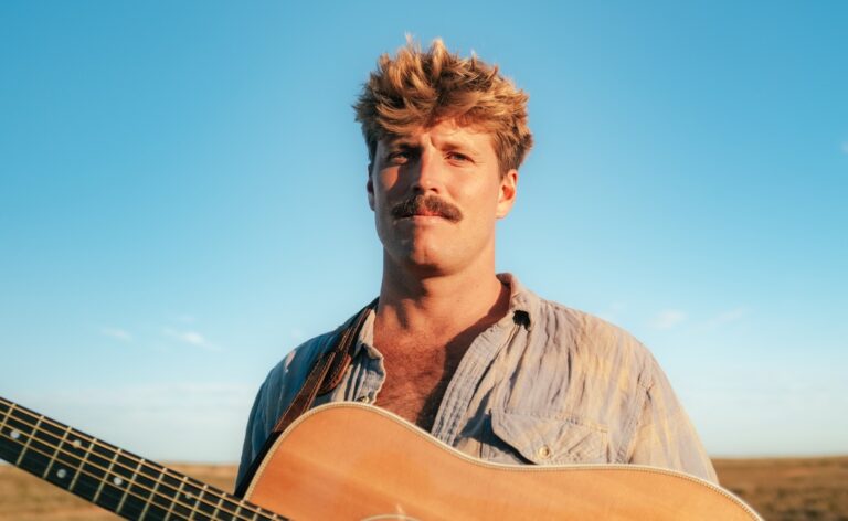 Ziggy Alberts lança seu novo álbum, ‘Twin Flames’
