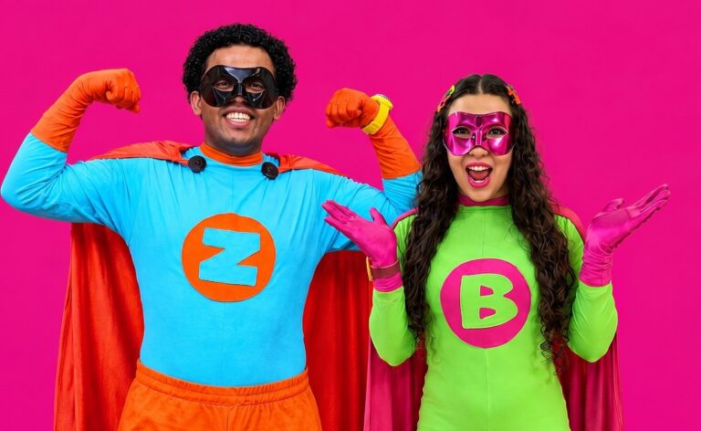 ZÉZIIN e Beatriz Borgueti criam jogo eletrônico para ampliar a experiência de “GAME OVER” e conectam música à cultura gamer