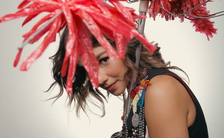 Flaira Ferro leva seu “Afeto Radical” a seis cidades do Nordeste, em turnê inédita