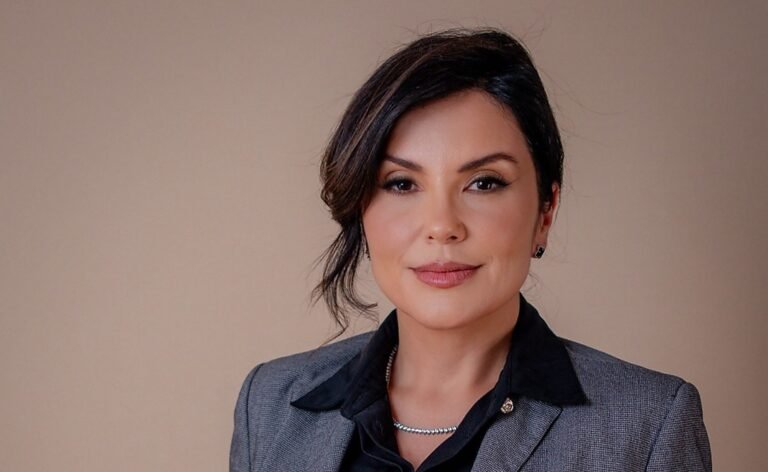 Queila Fonini, da Aviah, venceu a categoria Marketing de Impacto com Baixo Orçamento do 51º Prêmio Marketing Contemporâneo da ABMN
